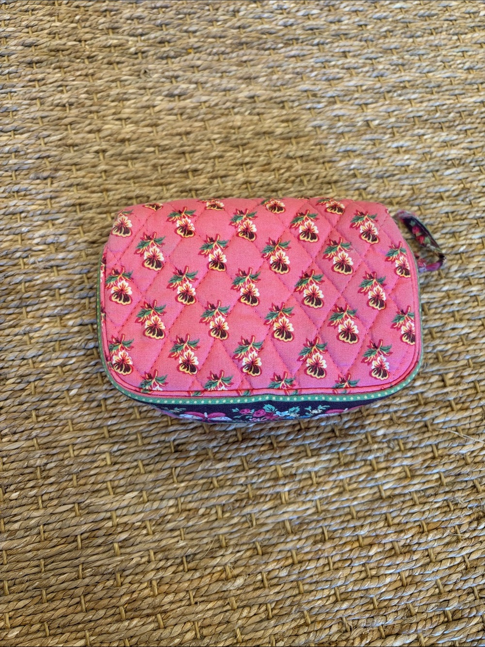 Vera Bradley Quilted Jewelry Organization Travel Case - Picture 3 of 5